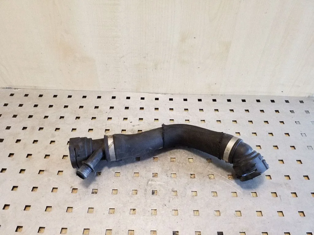 Engine coolant pipe/hose 17127795262