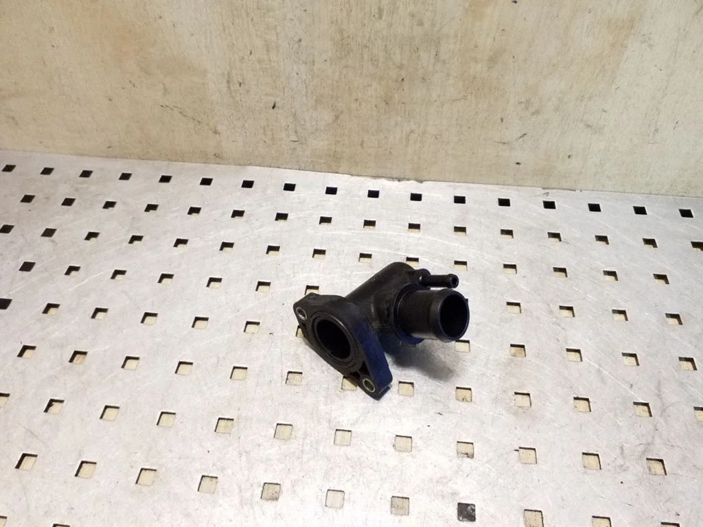 Engine coolant pipe/hose – Subaru Outback (2009-2014)