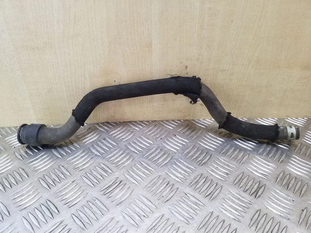 Engine coolant pipe/hose – Citroen C4 I (2004-2010)