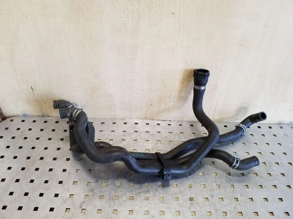 Engine coolant pipe/hose 6453911916905