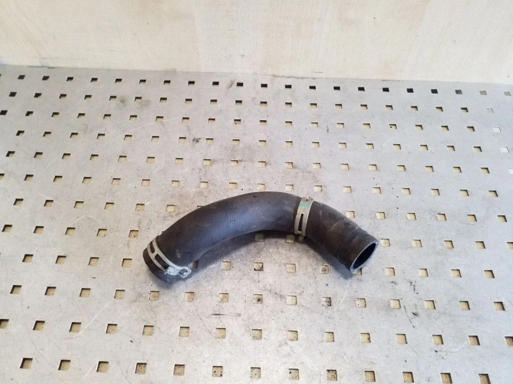 Engine coolant pipe/hose – Ford Focus (2010-2017)