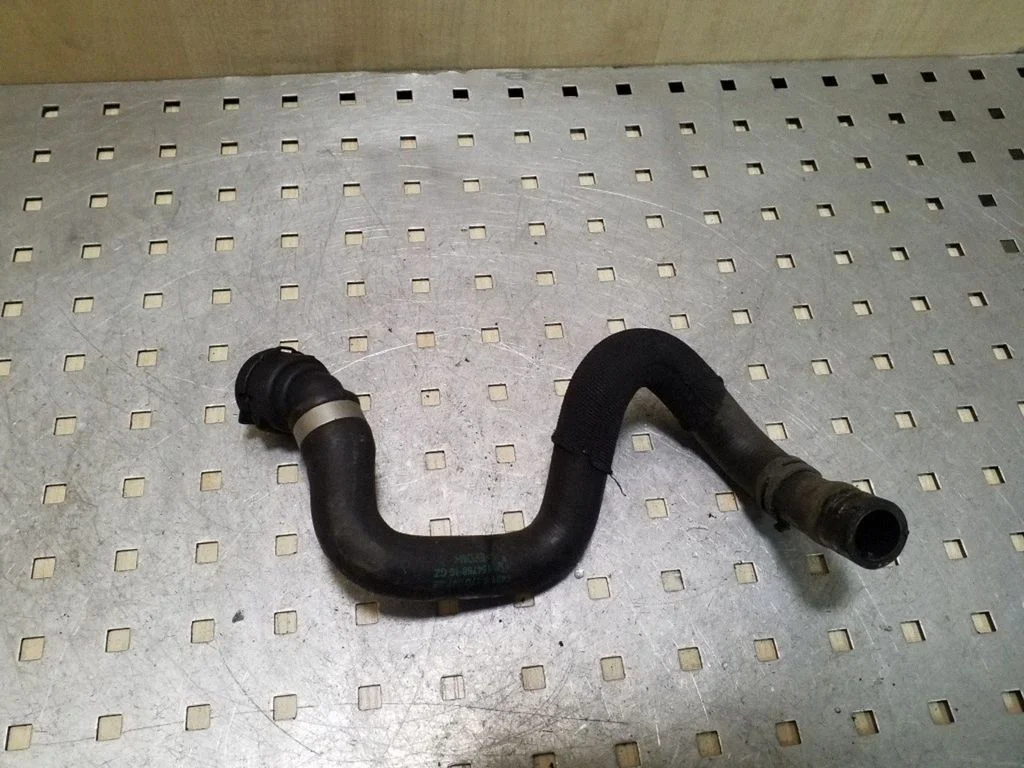 Engine coolant pipe/hose 64219170347