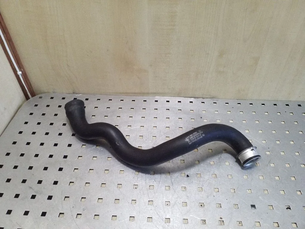 Engine coolant pipe/hose A2115010782