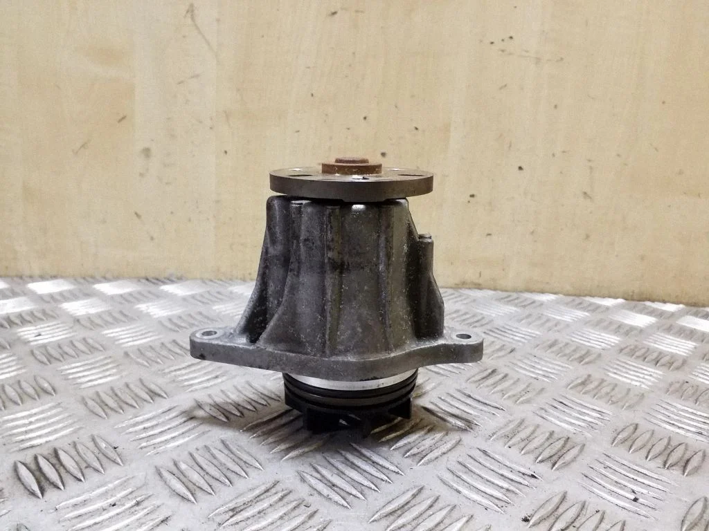 Water pump 9X2Q8501AA
