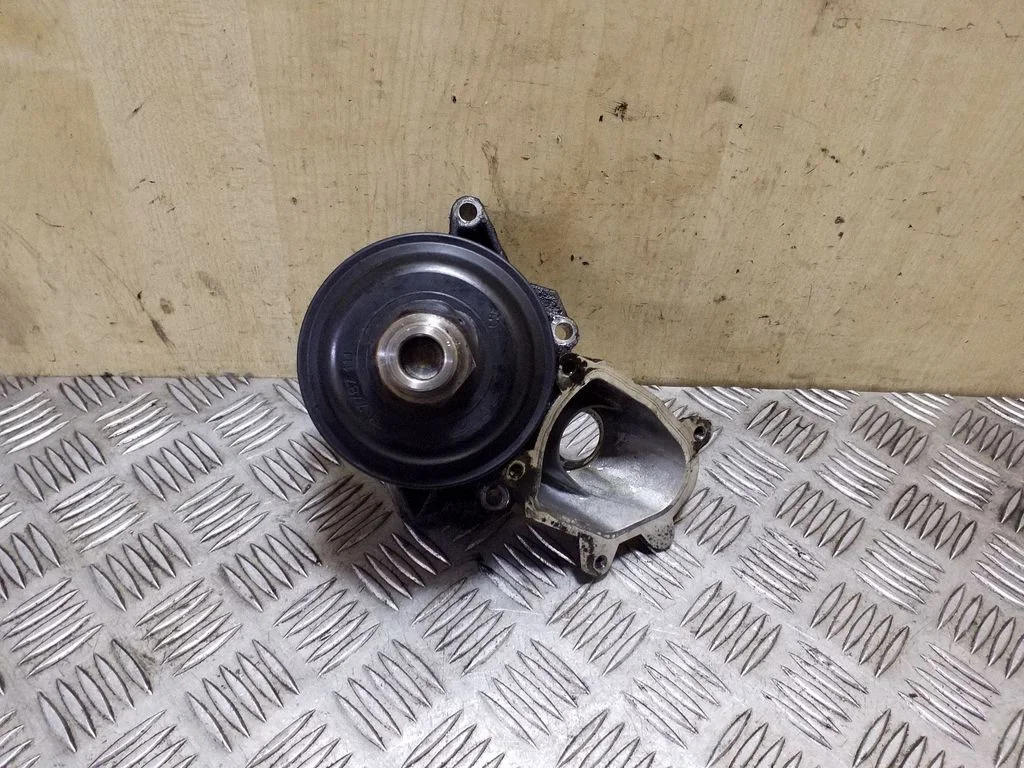 Water pump 11517787111