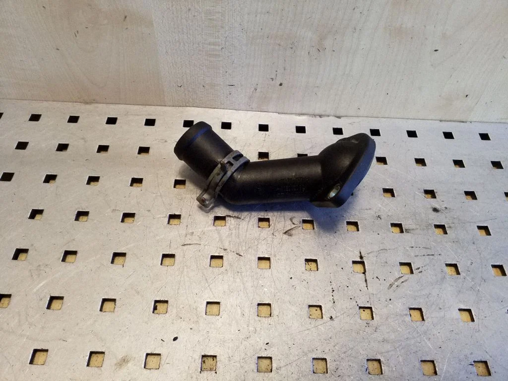 Thermostat/thermostat housing – Audi A3 S3 8L (1996-2003)