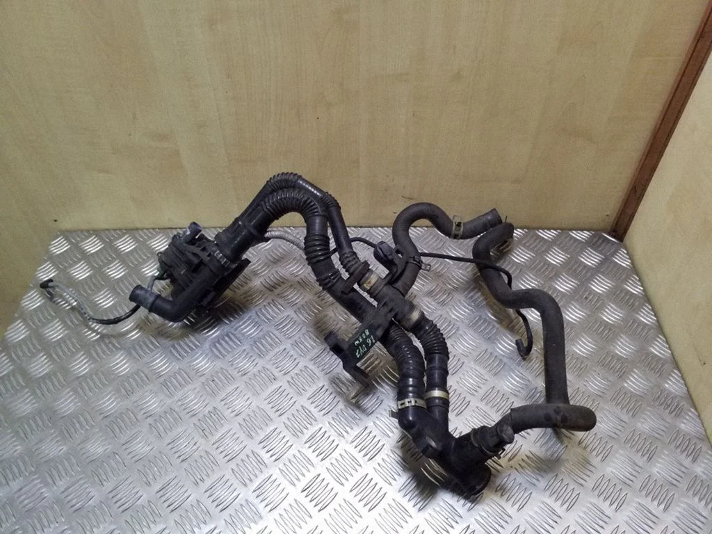 Thermostat/thermostat housing 9647767180