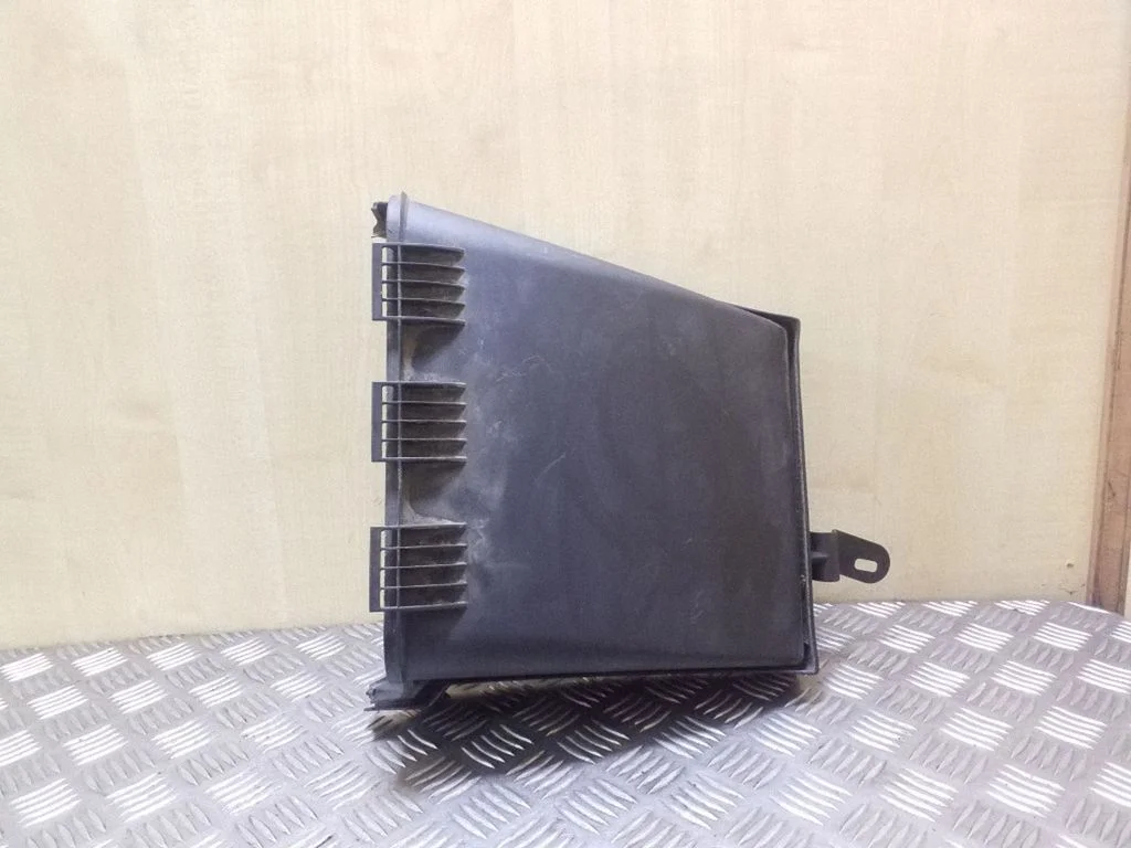 Cabin air micro filter cap 2118300103