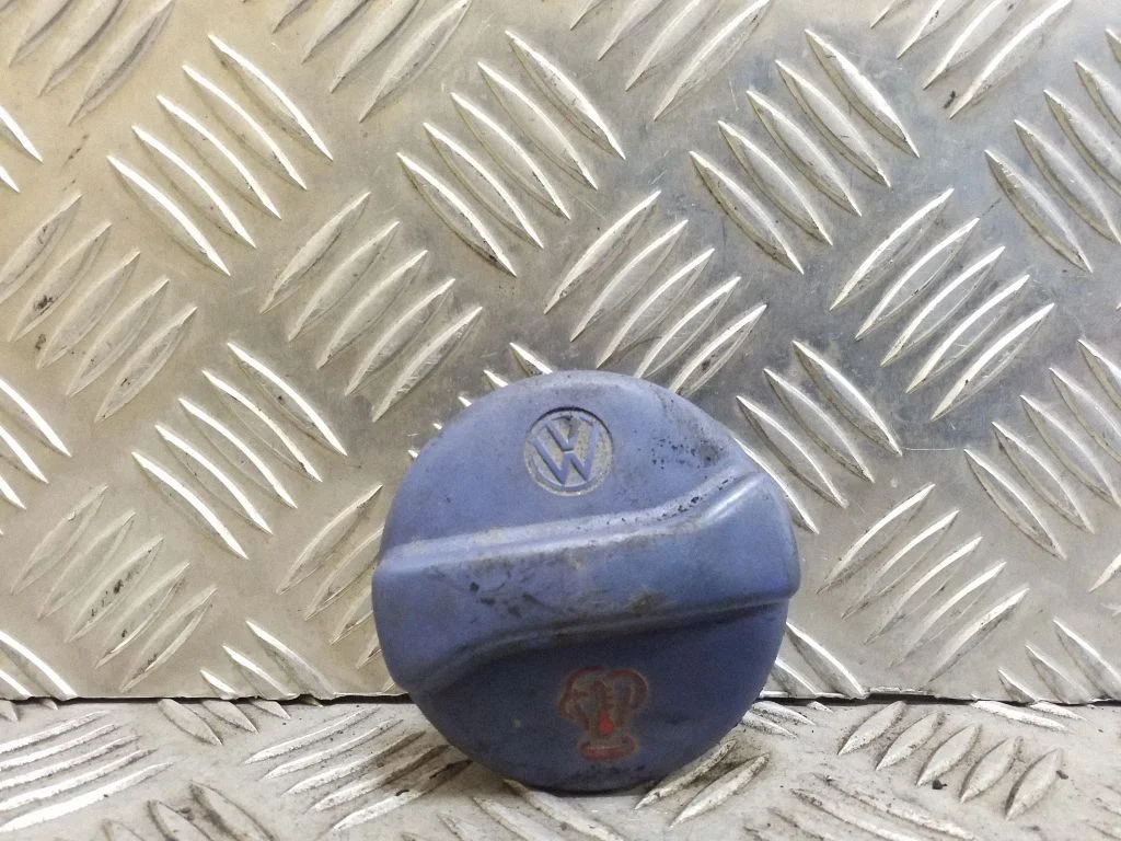Coolant expansion tank/reservoir cap