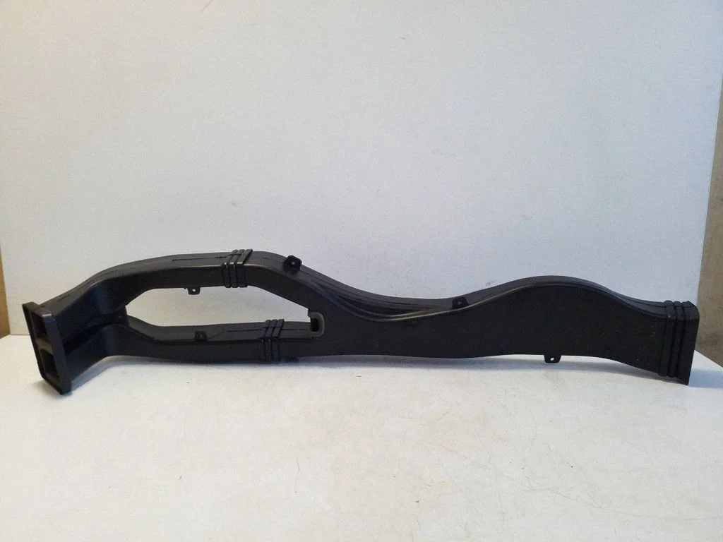Cabin air duct channel 105157436 – Maserati Ghibli (2013-)