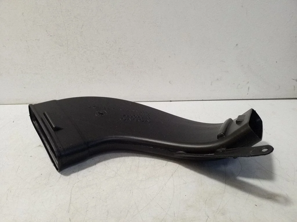 Cabin air duct channel – Volvo XC90 (2014-)