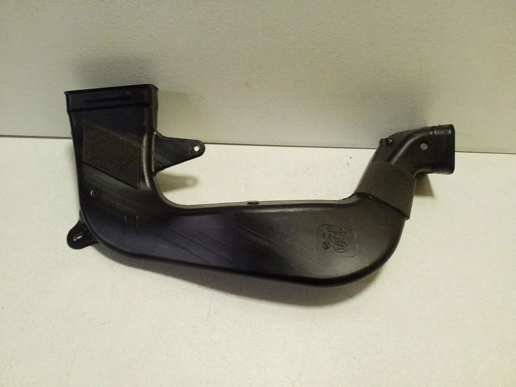 Cabin air duct channel 4KL819656