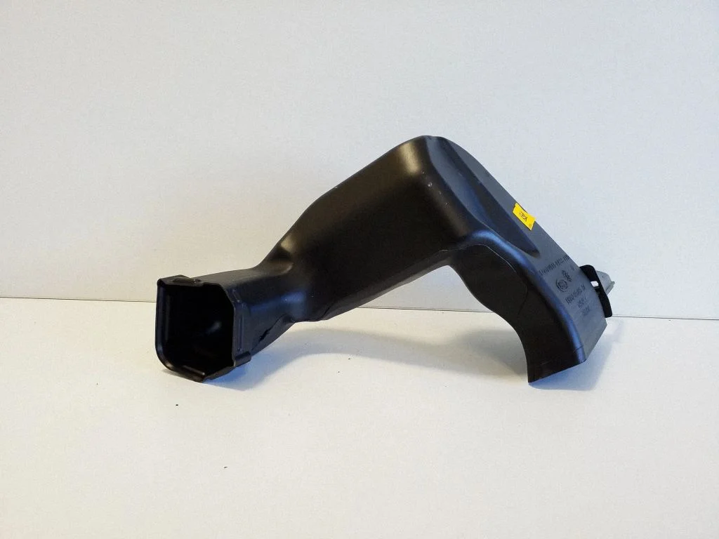 Cabin air duct channel M8D29G789BA