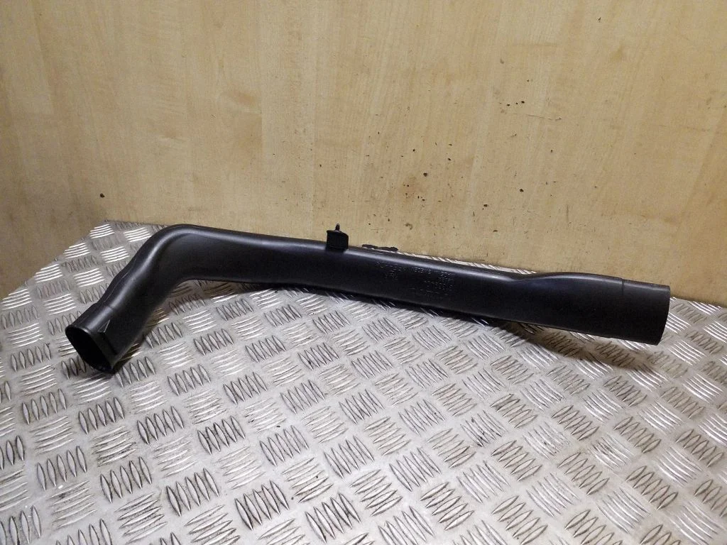 Cabin air duct channel 31369404