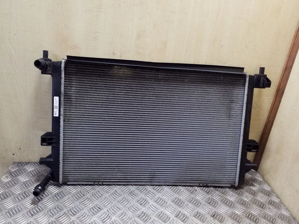 Coolant radiator 5Q0121251GB
