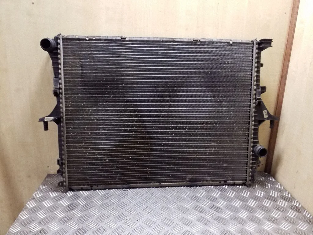 Coolant radiator 7L6121253B