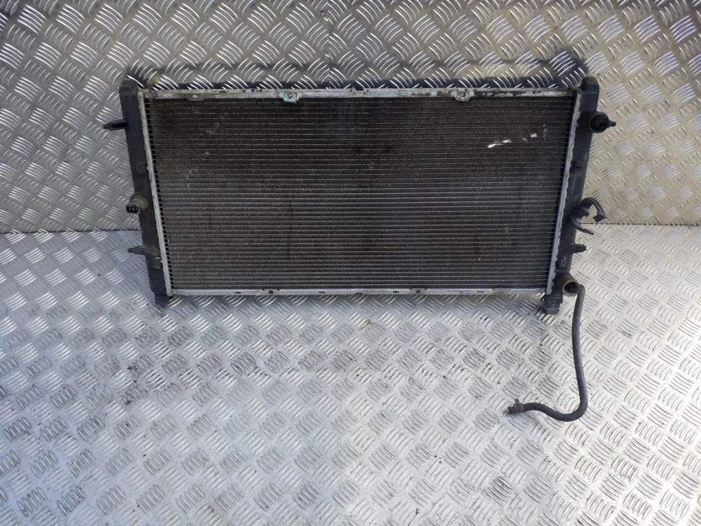 Coolant radiator