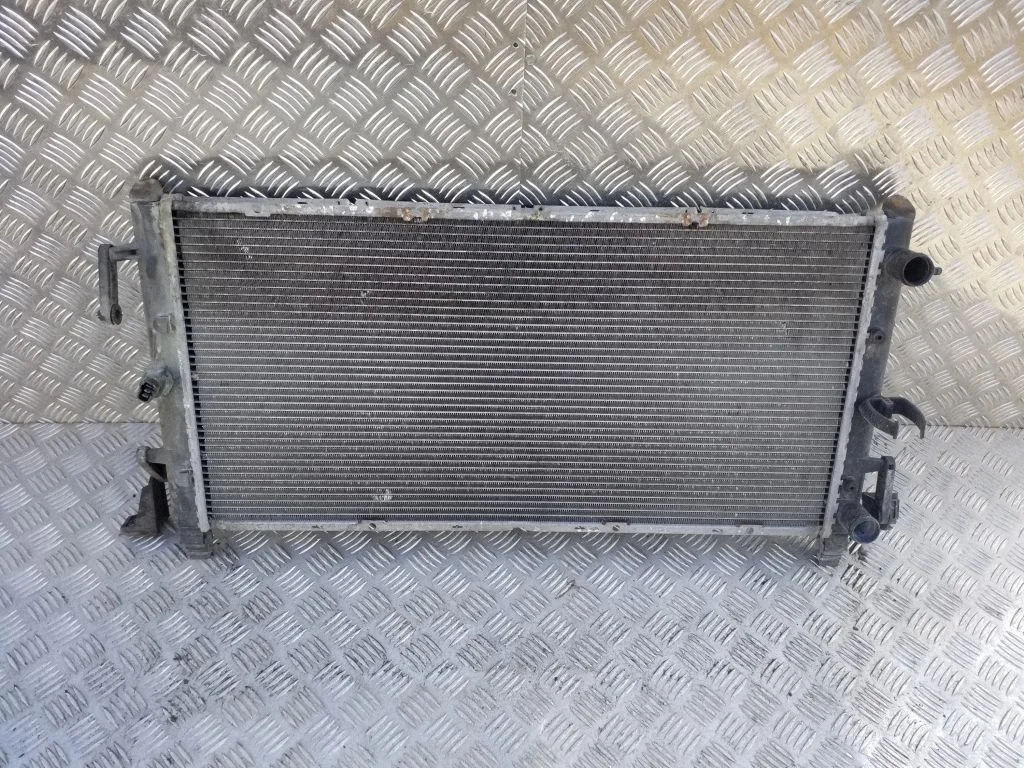 Coolant radiator