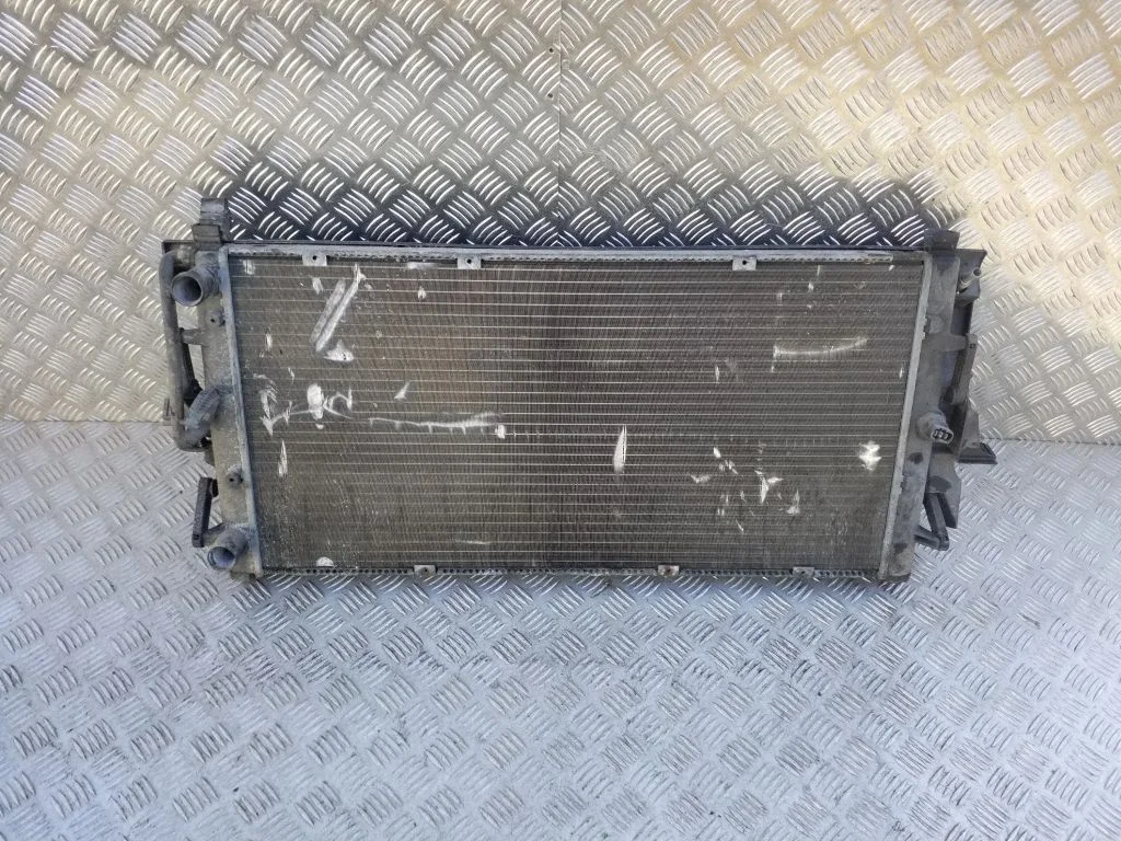 Coolant radiator