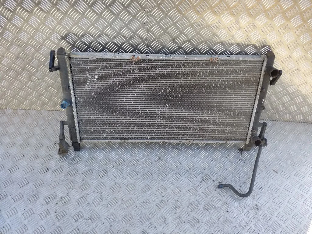 Coolant radiator