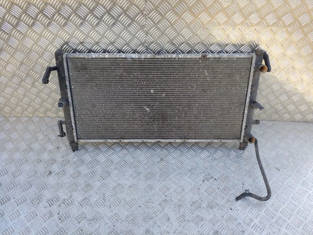 Coolant radiator