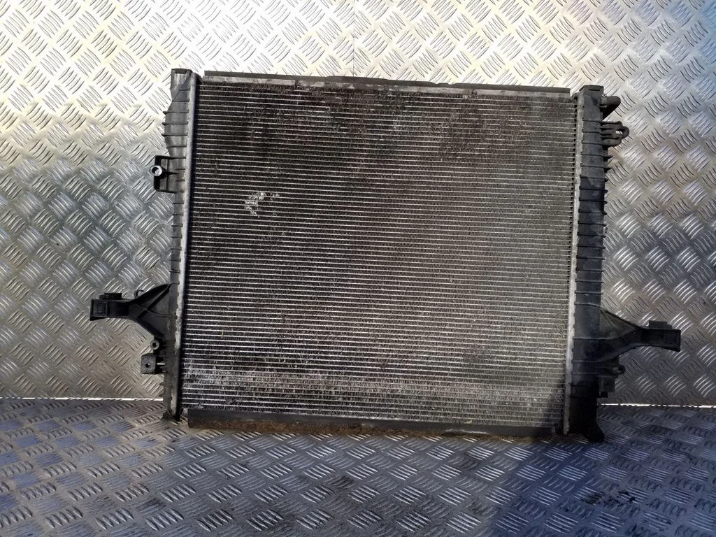 Jahutusvedeliku radiaator – Volvo XC90 (2007-2014)