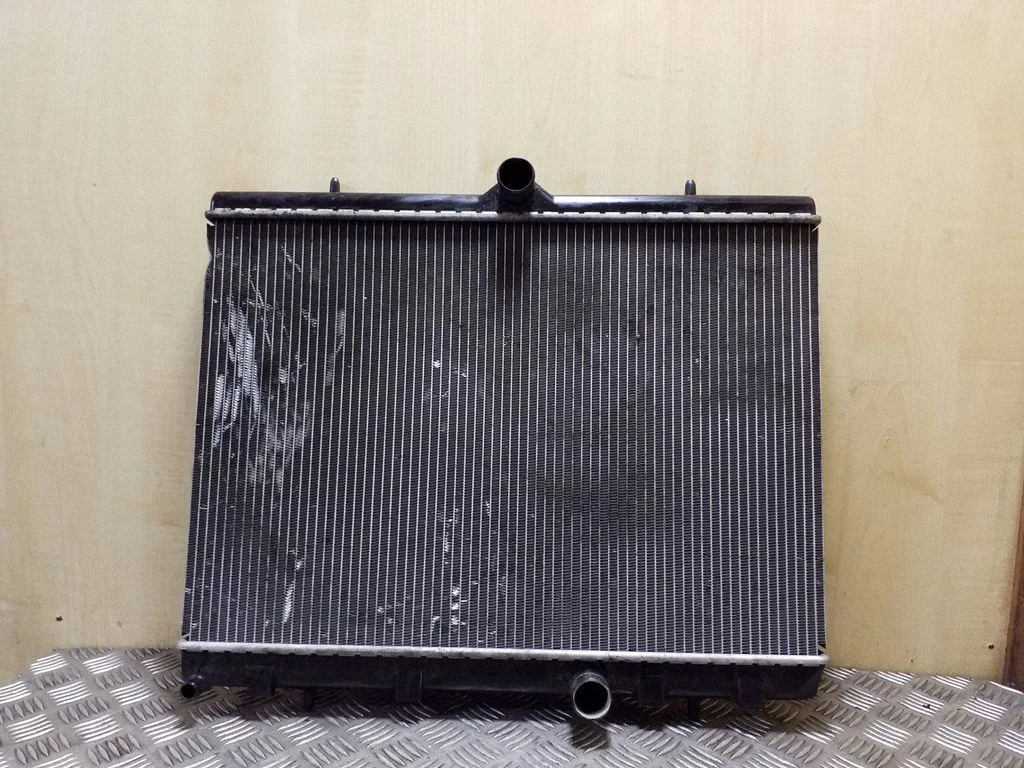 Coolant radiator 9682477580 – Citroen C4 Grand Picasso (2007-2013)