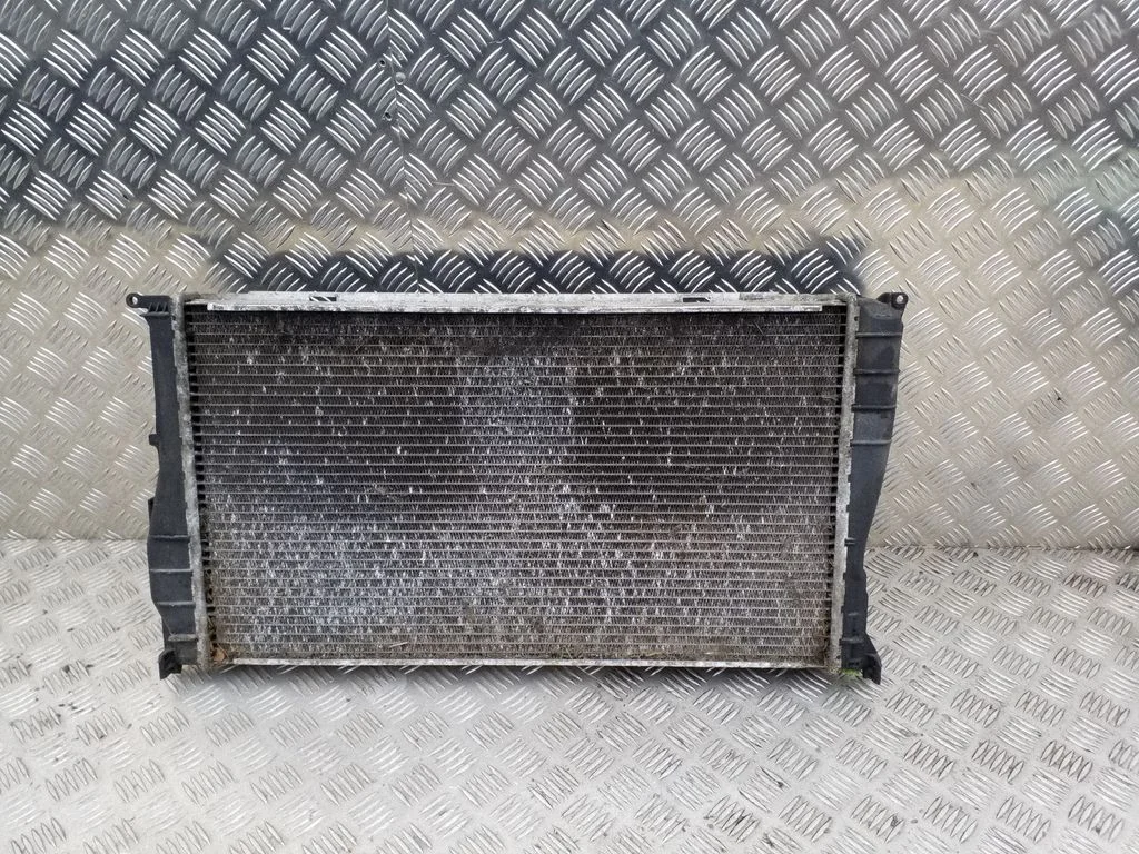 Coolant radiator 7788901