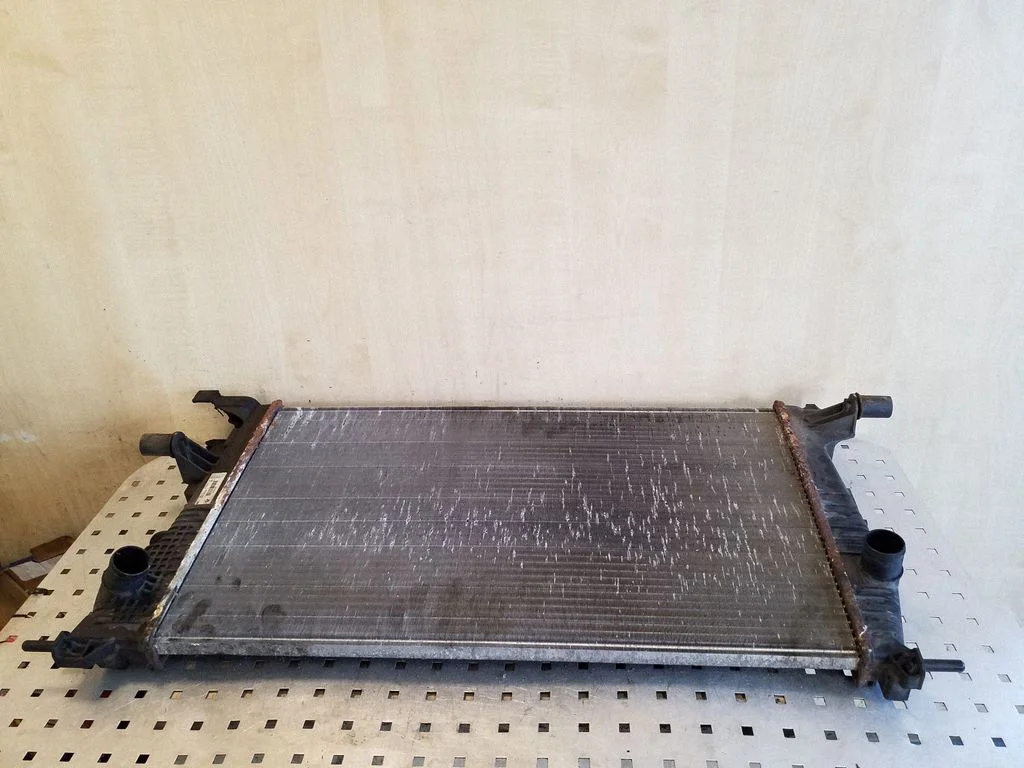 Coolant radiator 214105378R