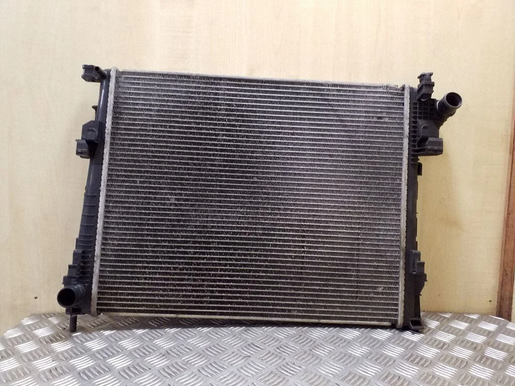 Coolant radiator
