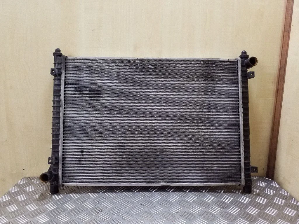 Jahutusvedeliku radiaator