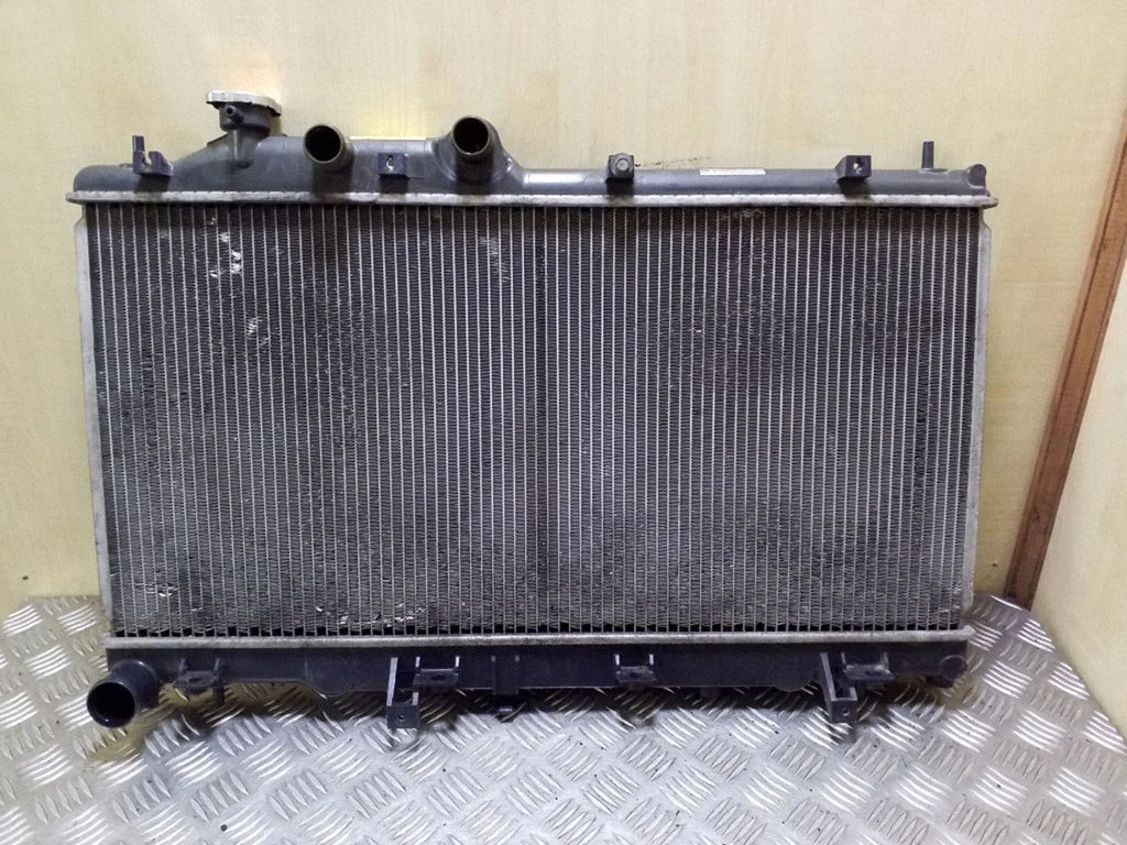 Chłodnica wody – Subaru Outback (2009-2014)