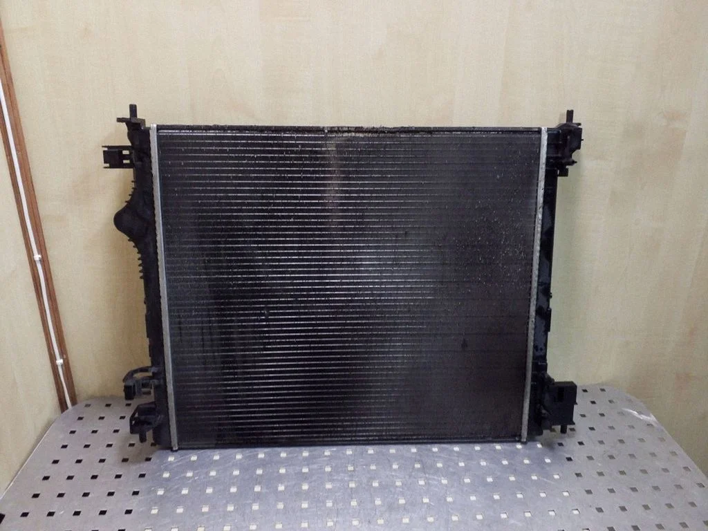 Coolant radiator 214107399R