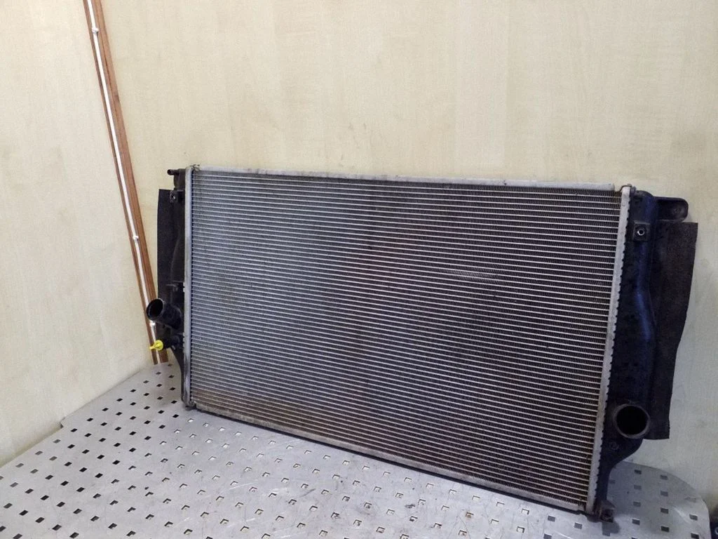 Coolant radiator