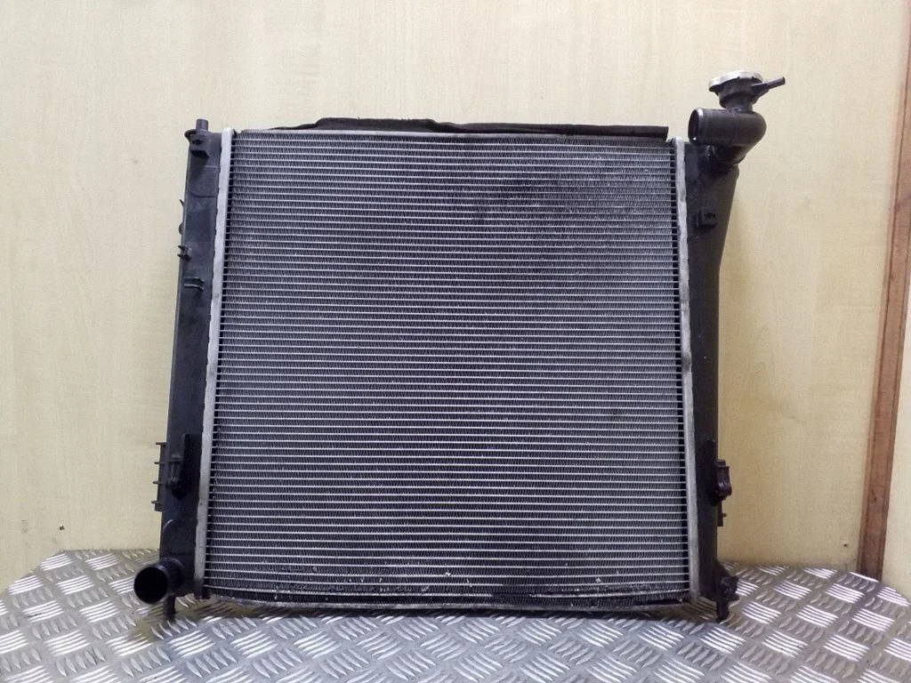 Coolant radiator 253102ZXXX
