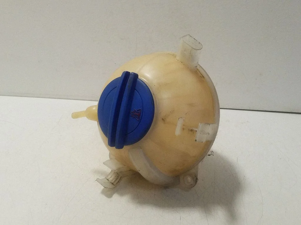Coolant expansion tank/reservoir 1K0121407A