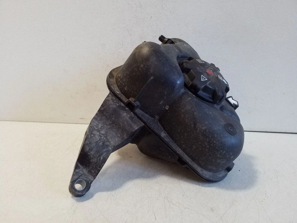 Coolant expansion tank/reservoir 7925641