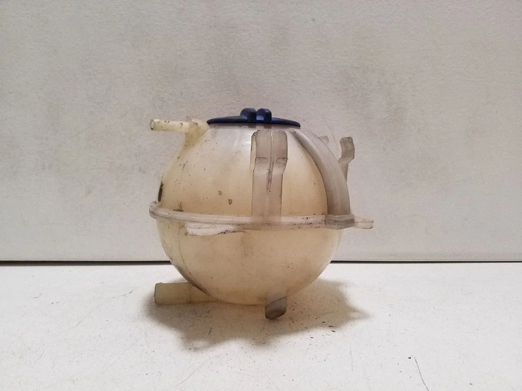 Coolant expansion tank/reservoir 1K0121407A