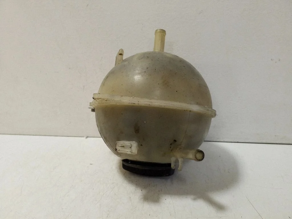 Coolant expansion tank/reservoir 701121407B