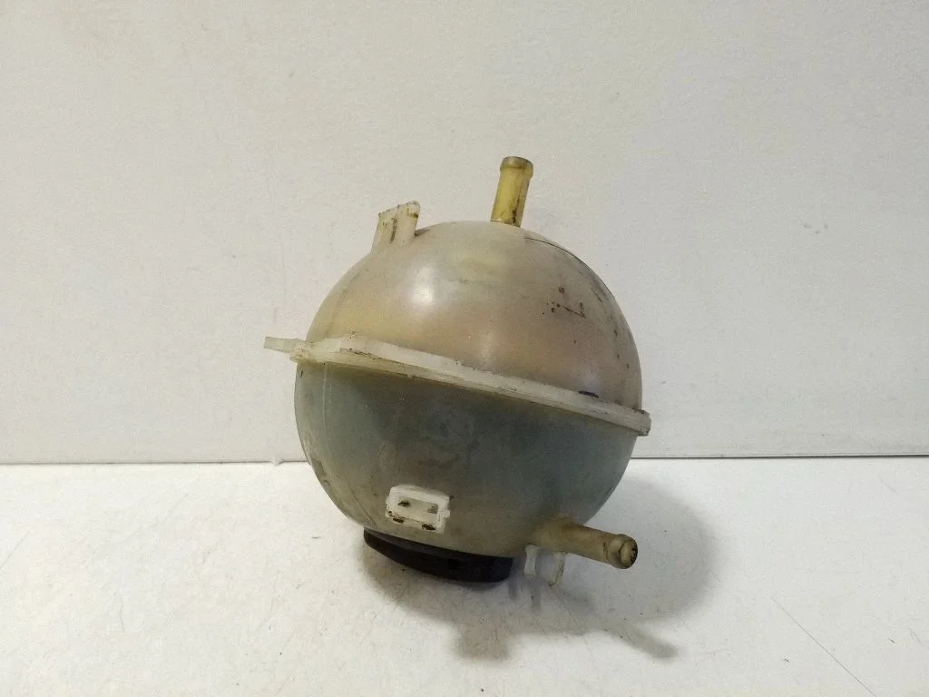 Coolant expansion tank/reservoir 701121407B