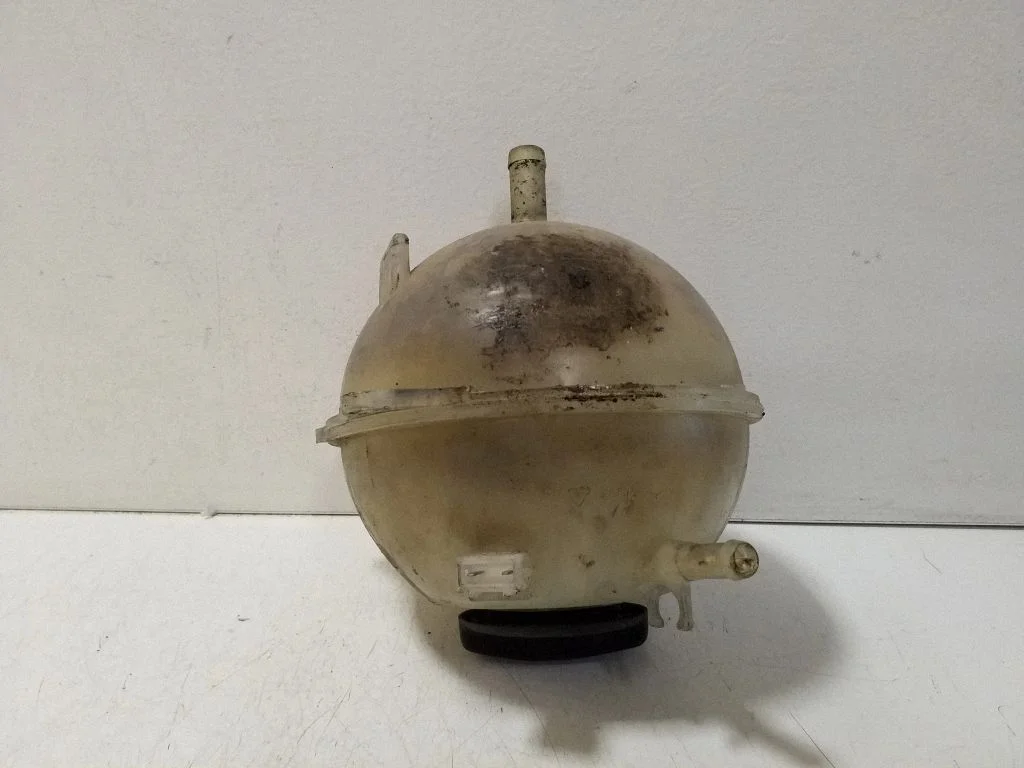 Coolant expansion tank/reservoir 357121321C
