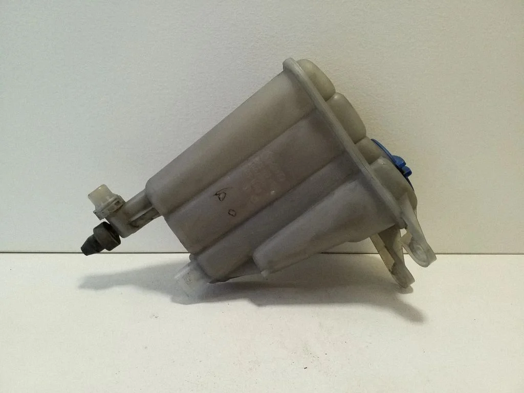 Coolant expansion tank/reservoir 8K0121405N