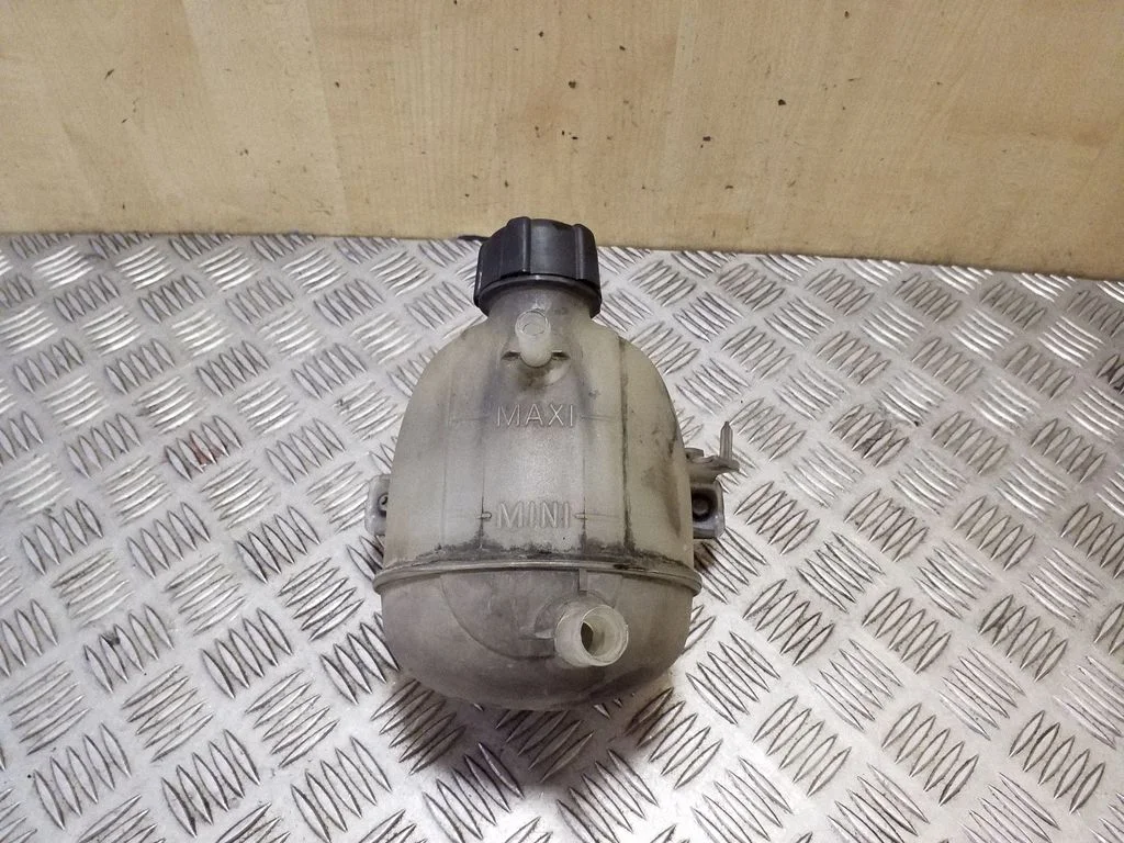 Coolant expansion tank/reservoir 8200686355