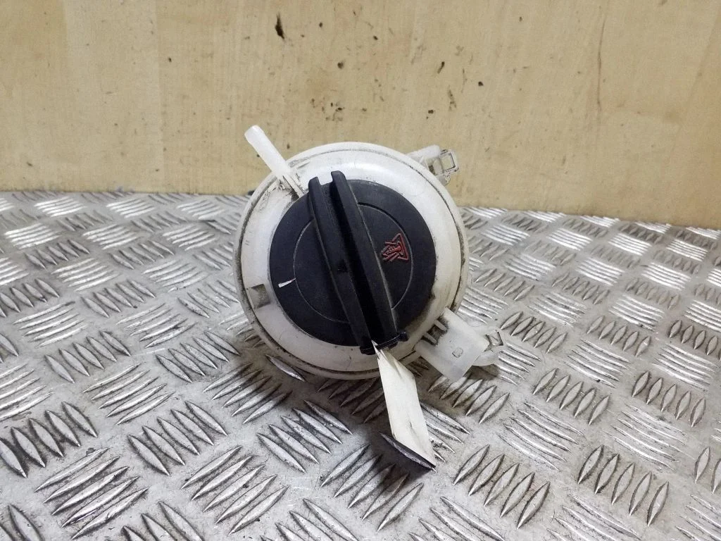 Coolant expansion tank/reservoir 1S0121407E