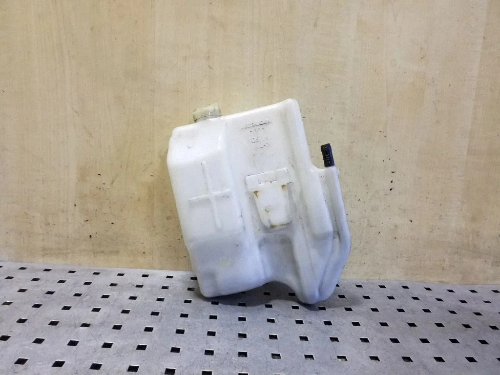 Coolant expansion tank/reservoir