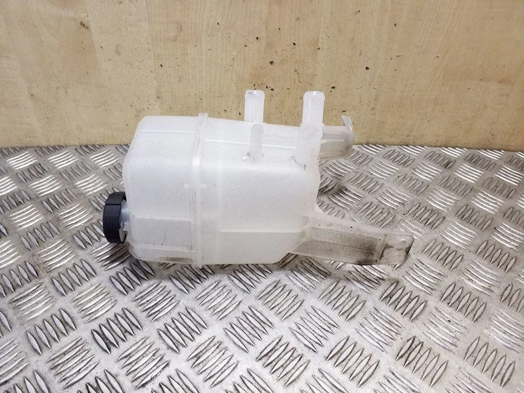 Coolant expansion tank/reservoir 25430K4500