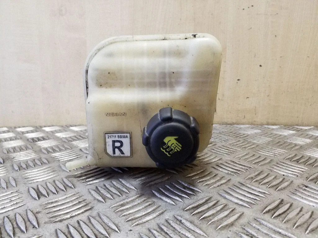 Jahutusvedeliku paisupaak 21711BB50A