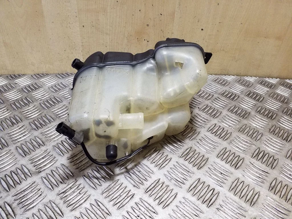 Coolant expansion tank/reservoir 6G918K218BD