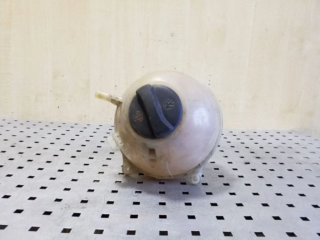 Coolant expansion tank/reservoir 701121407B