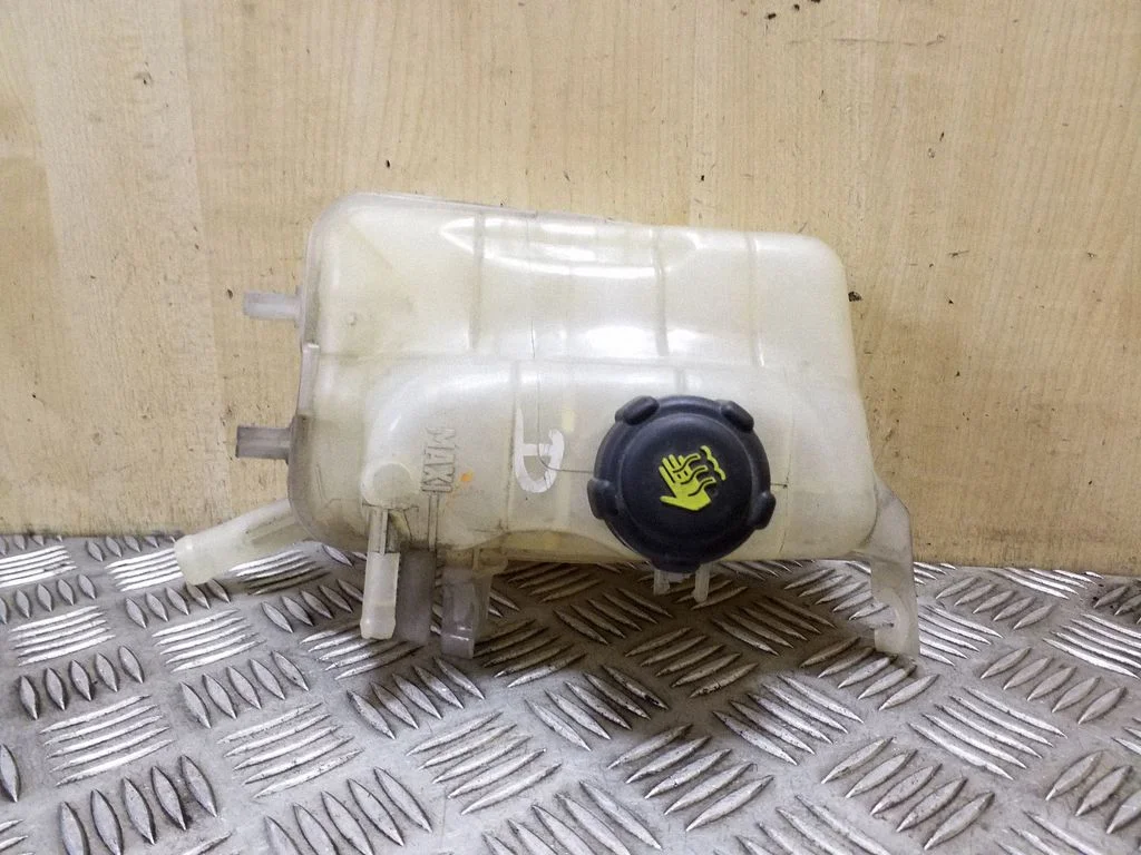 Coolant expansion tank/reservoir 217100005RD